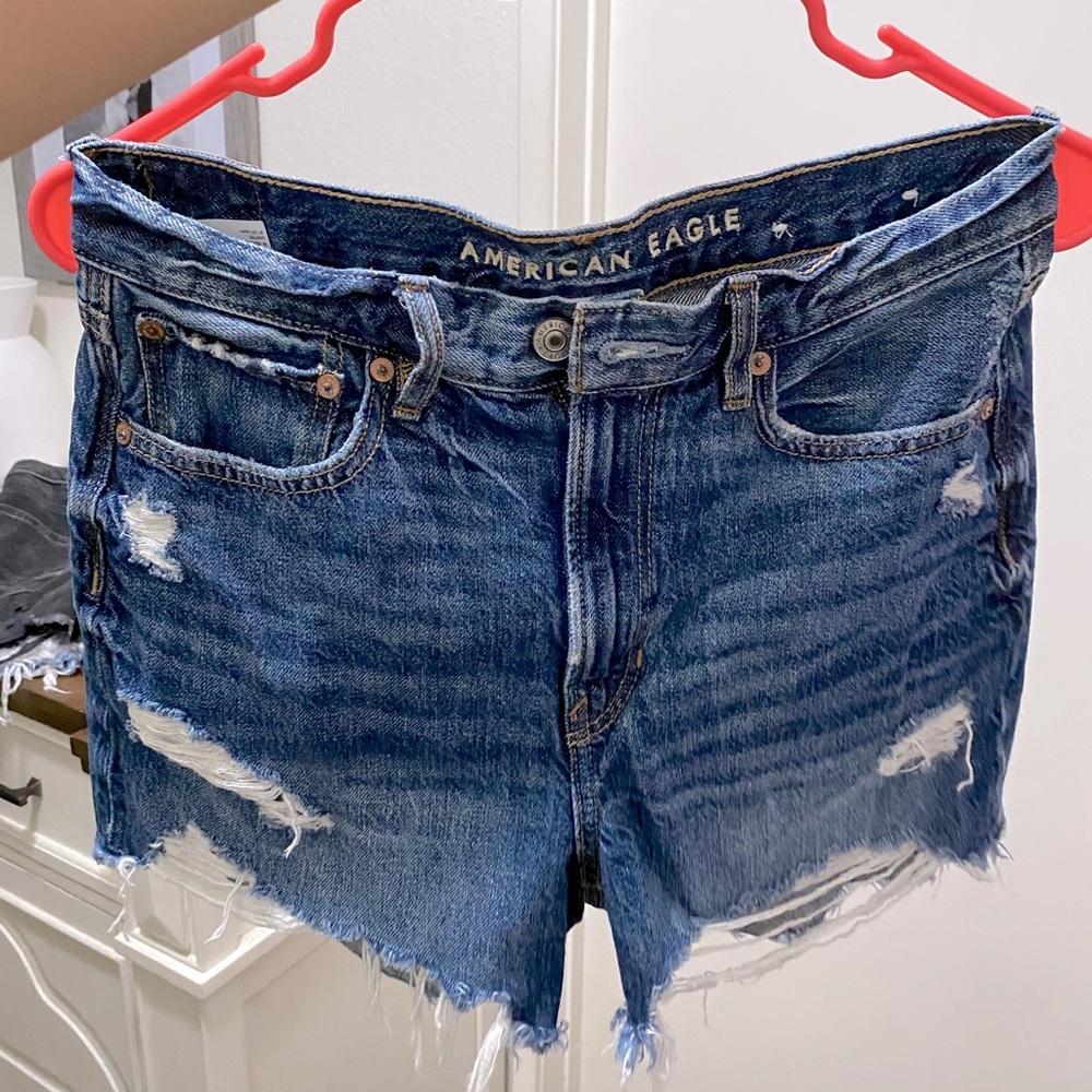 American Eagle high waisted shorts